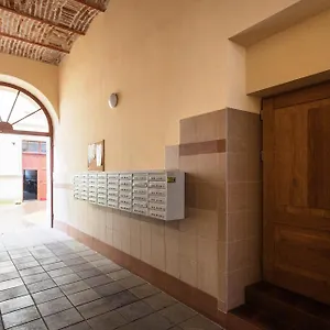 Of The Kings-old Town Pastel Apartment