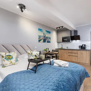 Underground Kielecka Rondo Mogilskie By Renters Apartment